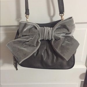 chocolate new york purse